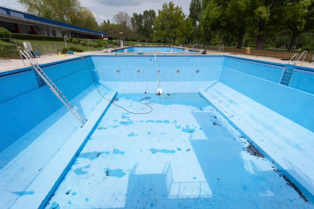Best Commercial water damage restoration  in Greenacres, CA